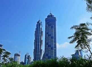 В Дубае открыли самый высокий отель в мире JW Marriott Marquis JW Marriott Marquis в Dubai
