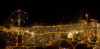 Ночной Дубай (ОАЭ) — снимок NASA Ночной Дубай (ОАЭ) - снимок NASA