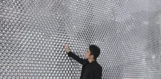 В Дубаи построят самую большую в мире стену из кристаллов Swarovski Swarovski в Дубаи