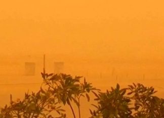 Песчаная буря превратила Дубаи в подобие Красной планеты Песчаная буря Дубаи