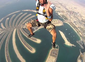 Skydive Dubai 2011
