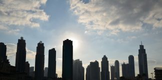 Погода в Дубаи в феврале Вид города, Дубай