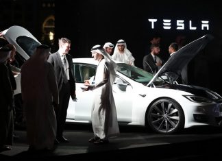 Автопарк такси Дубая пополнят 200 автомобилей Tesla