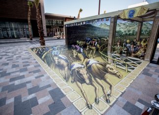 Видео: Впечатляющие творения на фестивале 3D-рисунка в Дубае