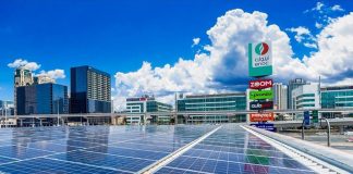 В Дубае открыли первую в ОАЭ заправку на солнечных батареях