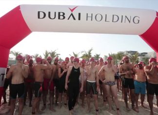 Видео: В Дубае провели благотворительный заплыв против ожирения