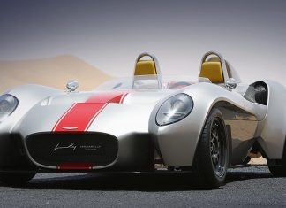 Видео: Первый автомобиль, полностью собранный в ОАЭ