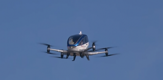 Видео: В Дубае проводят испытания летающего такси