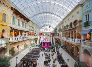 Видео: Дубай приглашает на летний фестиваль мегаскидок