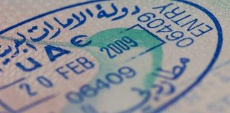 В ОАЭ будут выдавать визы за десять минут
