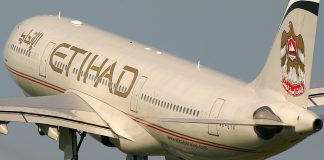 Клиенты авиакомпании из ОАЭ смогут заплатить за перелет в рассрочку