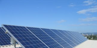 Власти Дубая начали бесплатно устанавливать солнечные панели на жилые дома