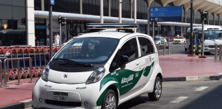 Автопарк полиции Дубая пополнили электромобили