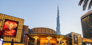 Dubai Mall предоставит посетителям беспилотные автомобили
