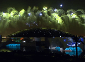 Видео: Впечатляющая церемония открытия Лувра Абу-Даби