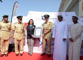 Видео: Полицейские Дубая установили мировой рекорд