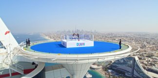 Видео: Знаменитый боксер провел тренировку на крыше Burj Al Arab