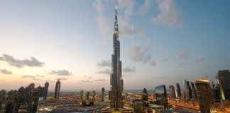 Burj Khalifa исполнилось восемь лет