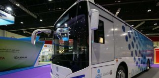 В ОАЭ представили свой электрический автобус